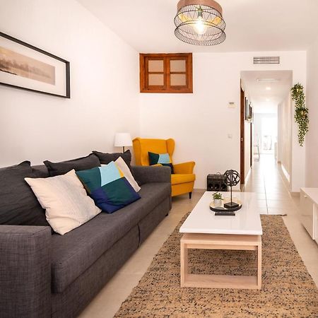 Lovely Cozy 2-Bedroom Residential Home With Patio Benalmádena Exterior foto